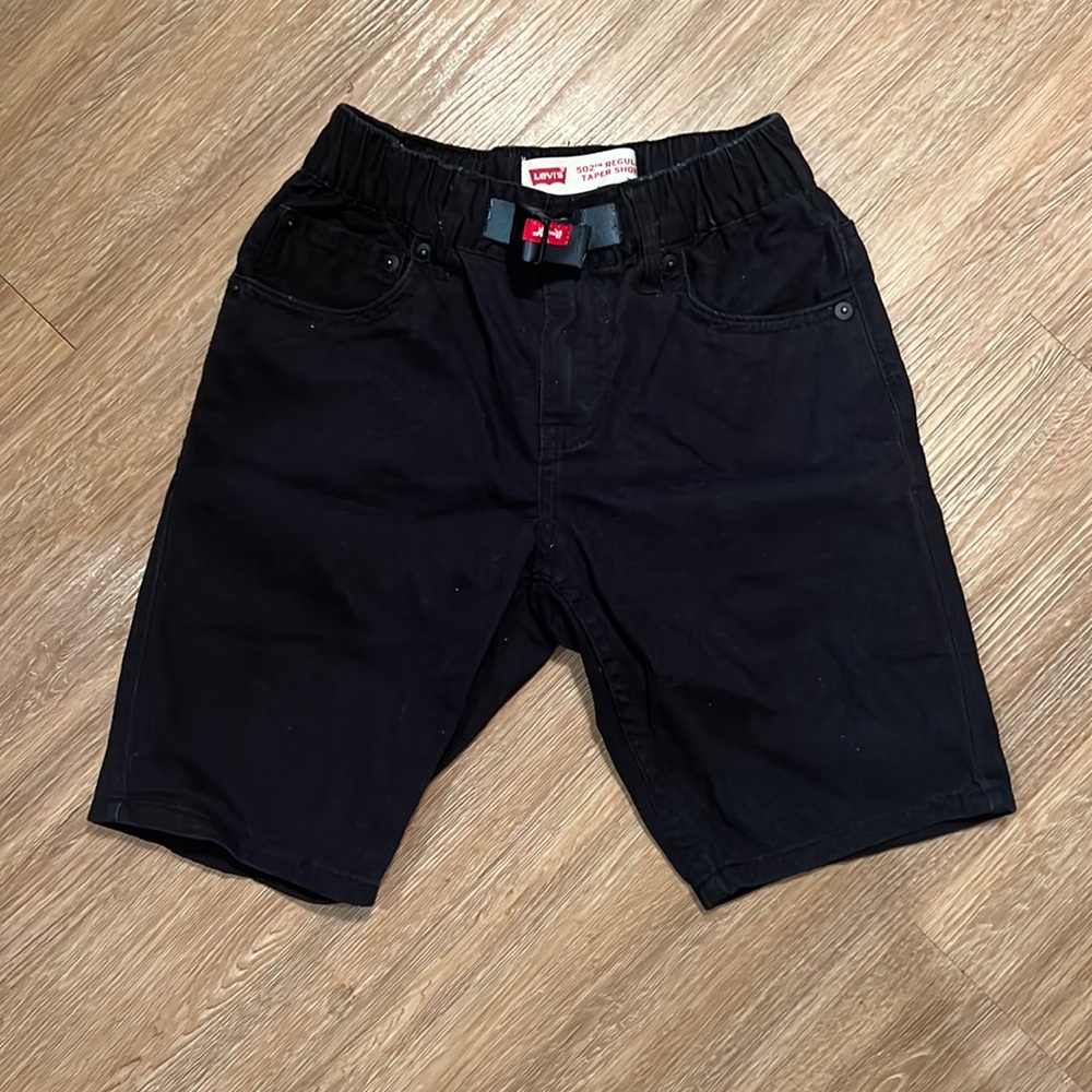 Boys Levi’s Black Shorts 🩳